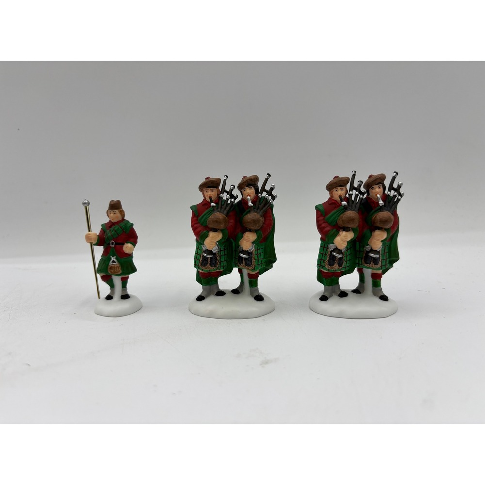 Dept 56 1997 Vintage HVC Ten Pipers Piping 12 Days of Dickens Village 58386